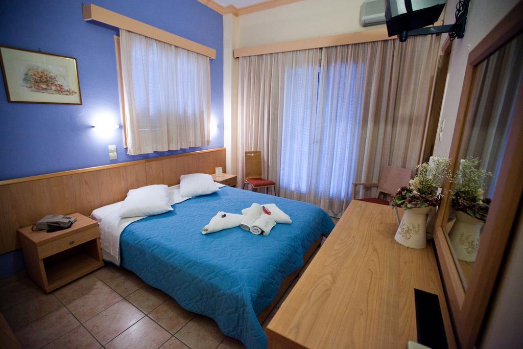 Hotel Possidon Aegina الغرفة الصورة